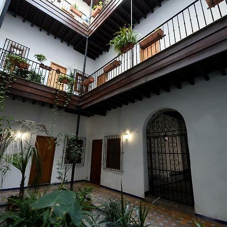 Apartamento Arenal セビリア エクステリア 写真