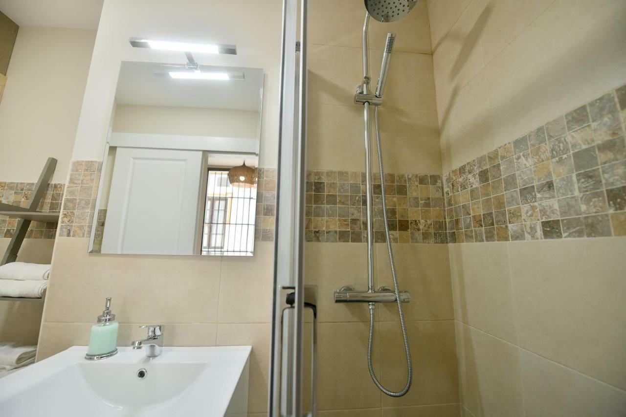 Apartamento Arenal セビリア エクステリア 写真